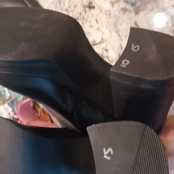 Steve Madden Fashion Fantsie black sz 10m or 9.5 leather boots - Picture 5 of 7